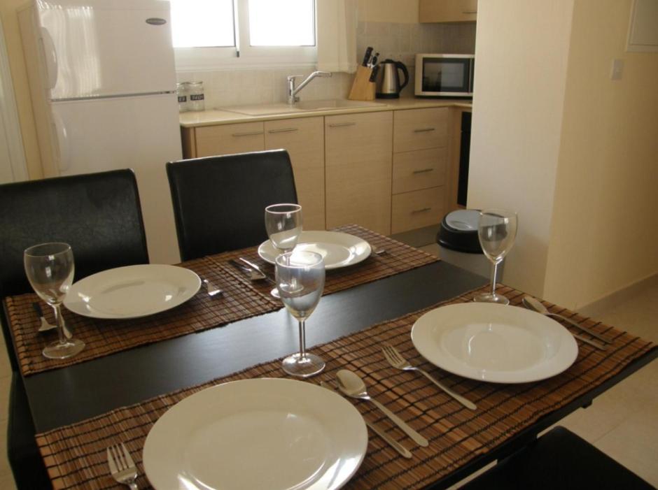 Kronos Holiday Apartments باراليمني الغرفة الصورة