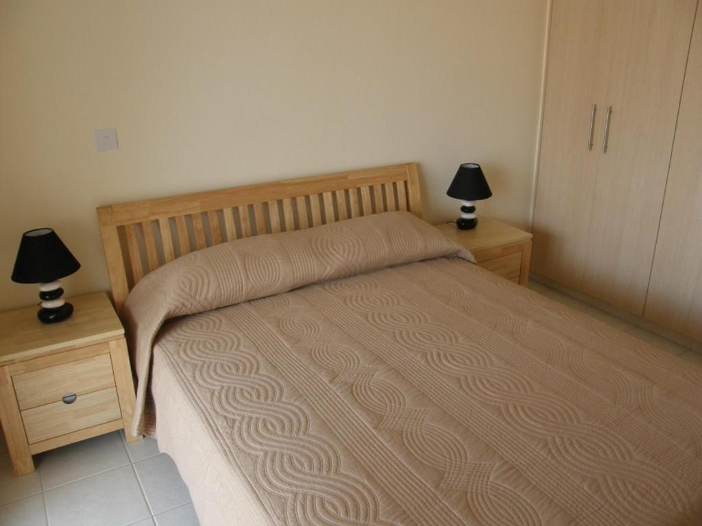 Kronos Holiday Apartments باراليمني الغرفة الصورة
